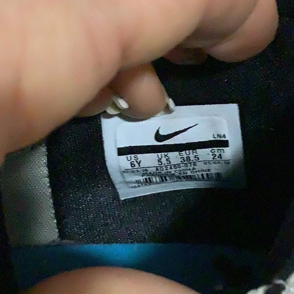 Nike Lebron  XVI 16 GS  Men’s US Y6. AQ2465-076 - Picture 6 of 6